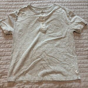 NWOT GAP Light Gray Henley Short Sleeve Tee